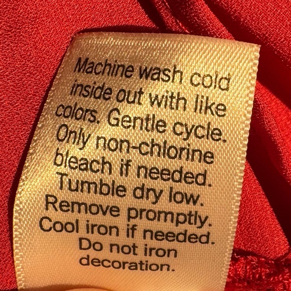 Sonoma embroidered red gauzy size medium dressss - Picture 9 of 9